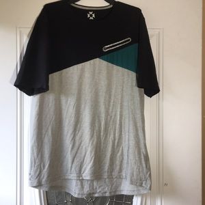 Without walls active wear shirt women’s size large